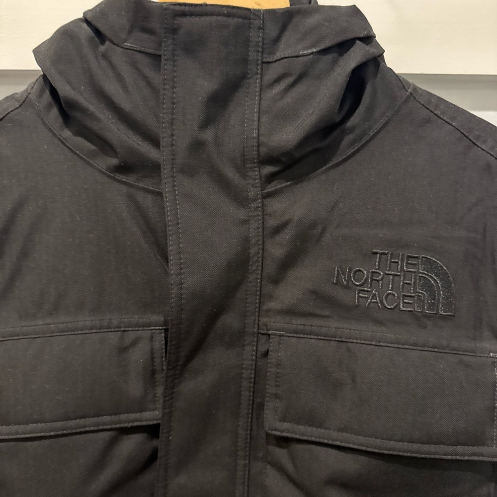 The North Face Men's Black Performance Jacket - Picture 2 of 4